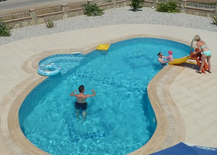 Mavi Calis Φετιγιέ